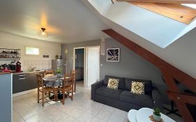 L'Arbre de Vy - T2 42m2 indépendant, 5 pers, garage, proche Gare